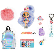 B Pack Deluxe Doll 11 Surprises Playset