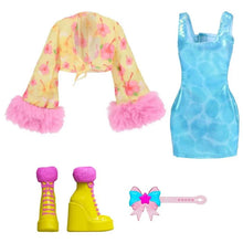 Dress To Impress Bubblegum Gal Fashion Pack contents — bubblegum-pink doll fashion pieces, shoes and accessories