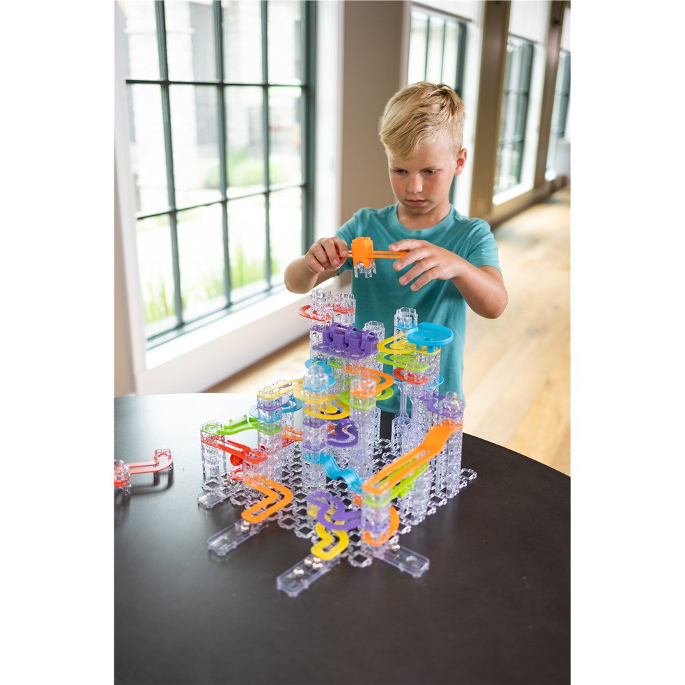 Fat Brain Toys Trestle Tracks Pro – 274-Piece Marble Run Construction Set