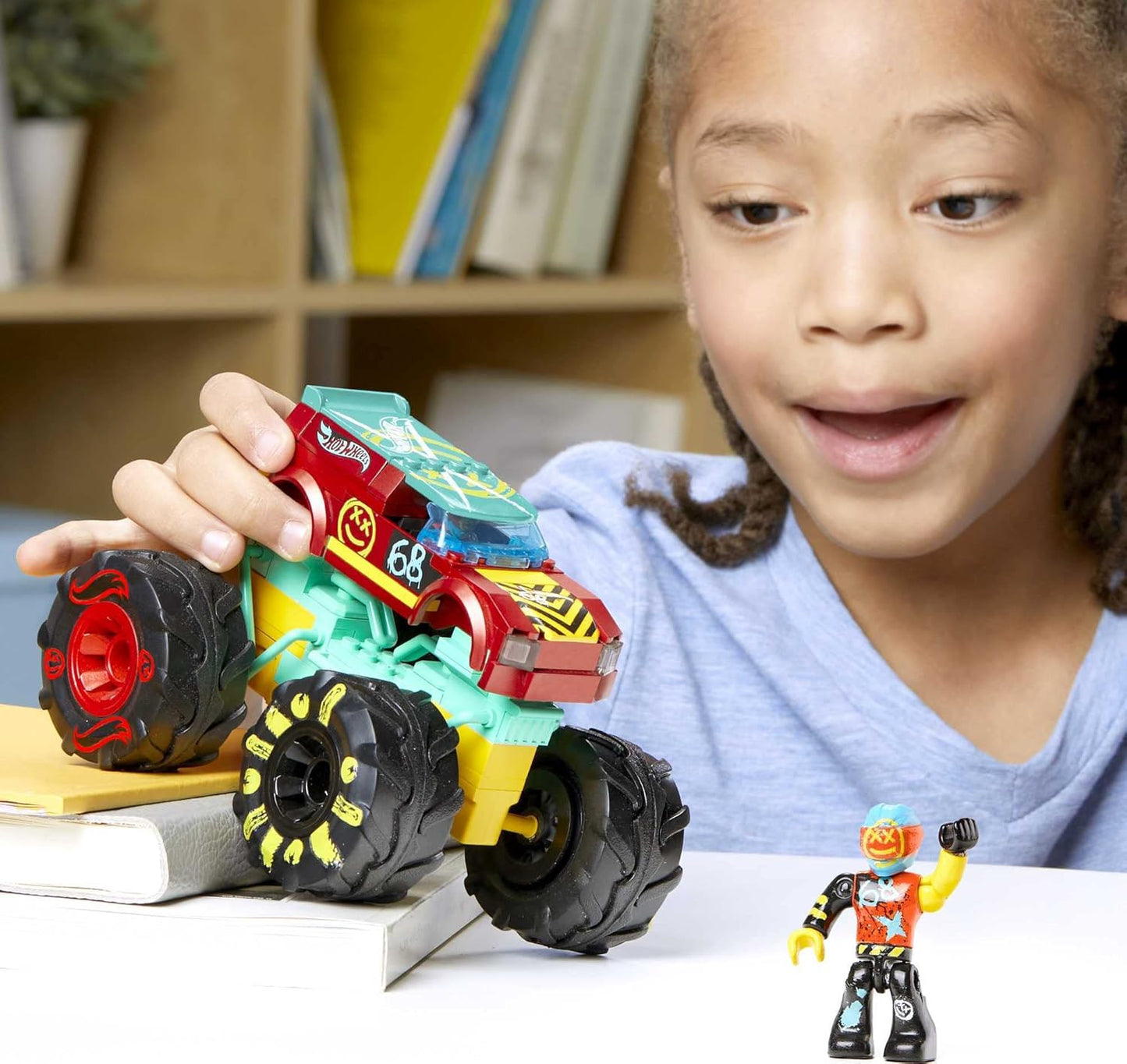 MEGA Hot Wheels Demo Derby Monster Truck Building Set — 140 Pieces