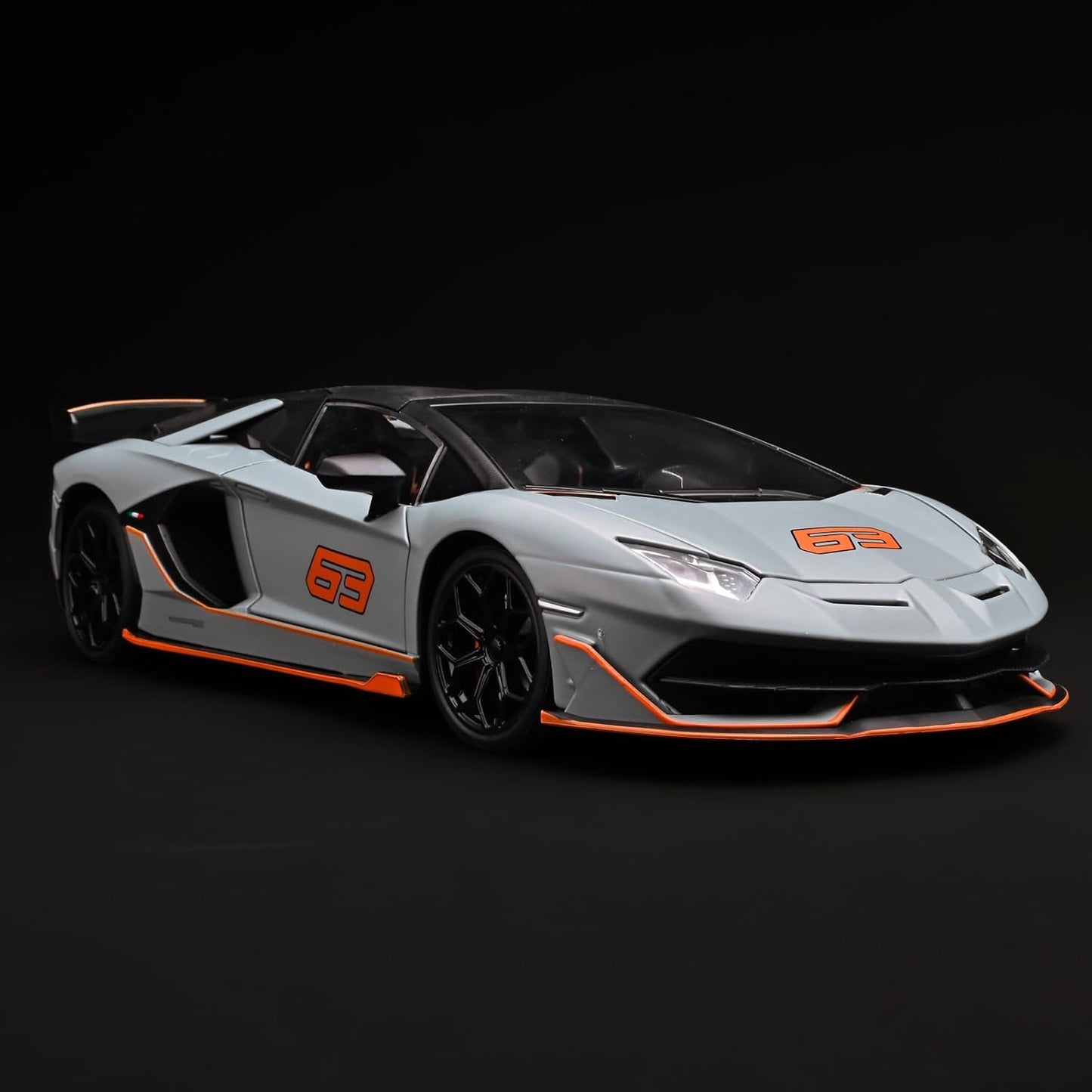 Official Lamborghini Aventador SVJ Special Edition 1:18 Scale Die-Cast Model Car - Grey