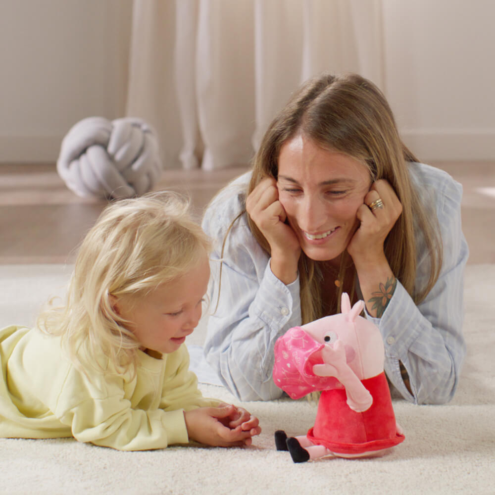 Peppa Pig Animated Peek-A-Boo Peppa – Talking Interactive Plush | Ages 3+