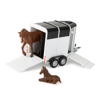 Tomy Horse and Trailer Playset 1:32 – Pickup Truck, Horses & Accessories