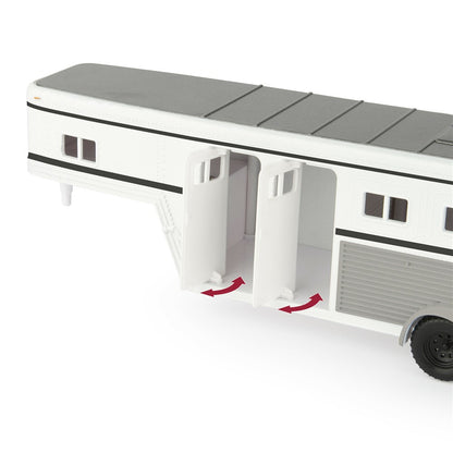 Tomy Horse and Trailer Playset 1:32 – Pickup Truck, Horses & Accessories