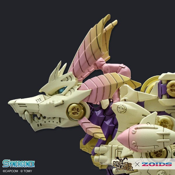 Tomy ZOIDS-X-MONSTER HUNTER GATLING FOX-x-MITSUNE Buildable Model Kit